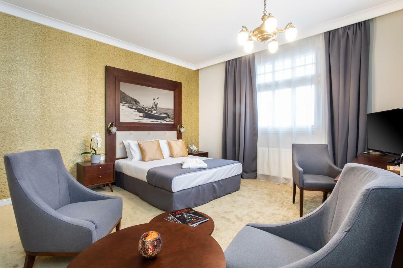 Jakubowy Hotel グディニャ エクステリア 写真