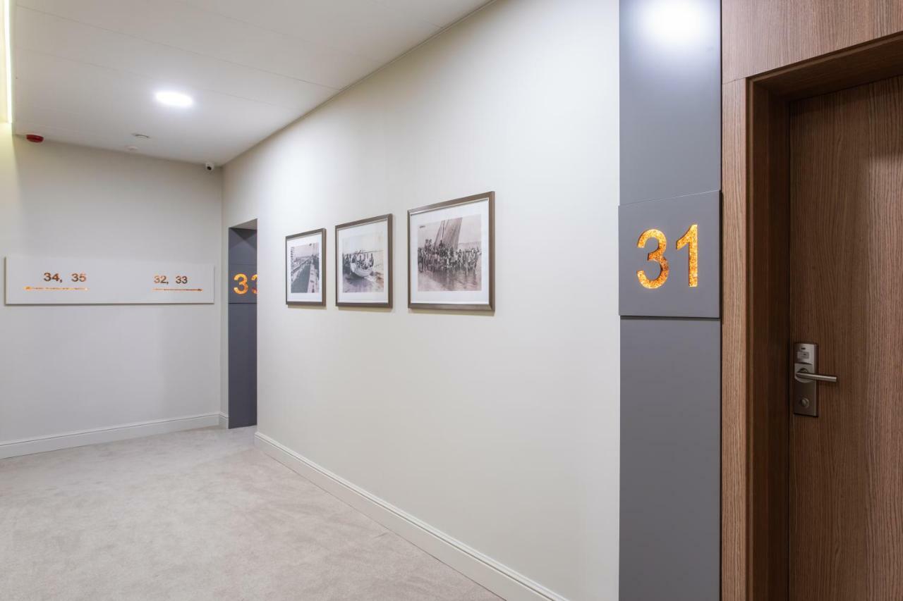 Jakubowy Hotel グディニャ エクステリア 写真